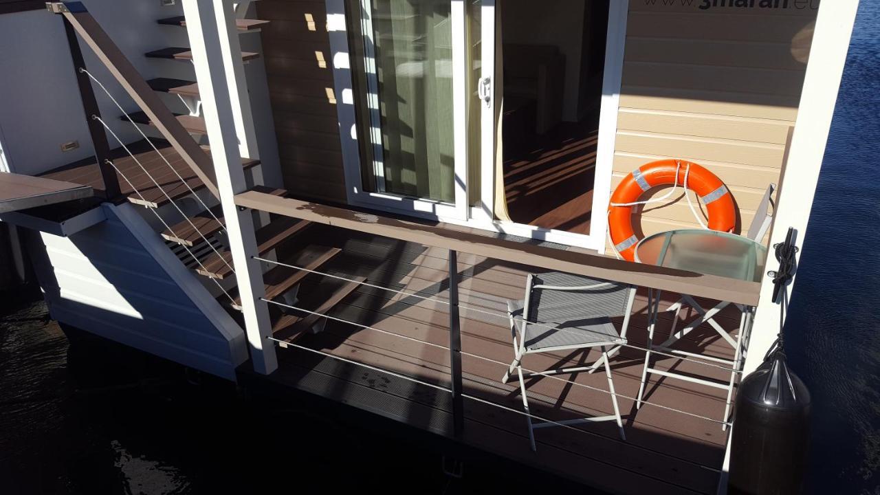 House Boat - Floating House Sofia Hotel Пула Екстериор снимка
